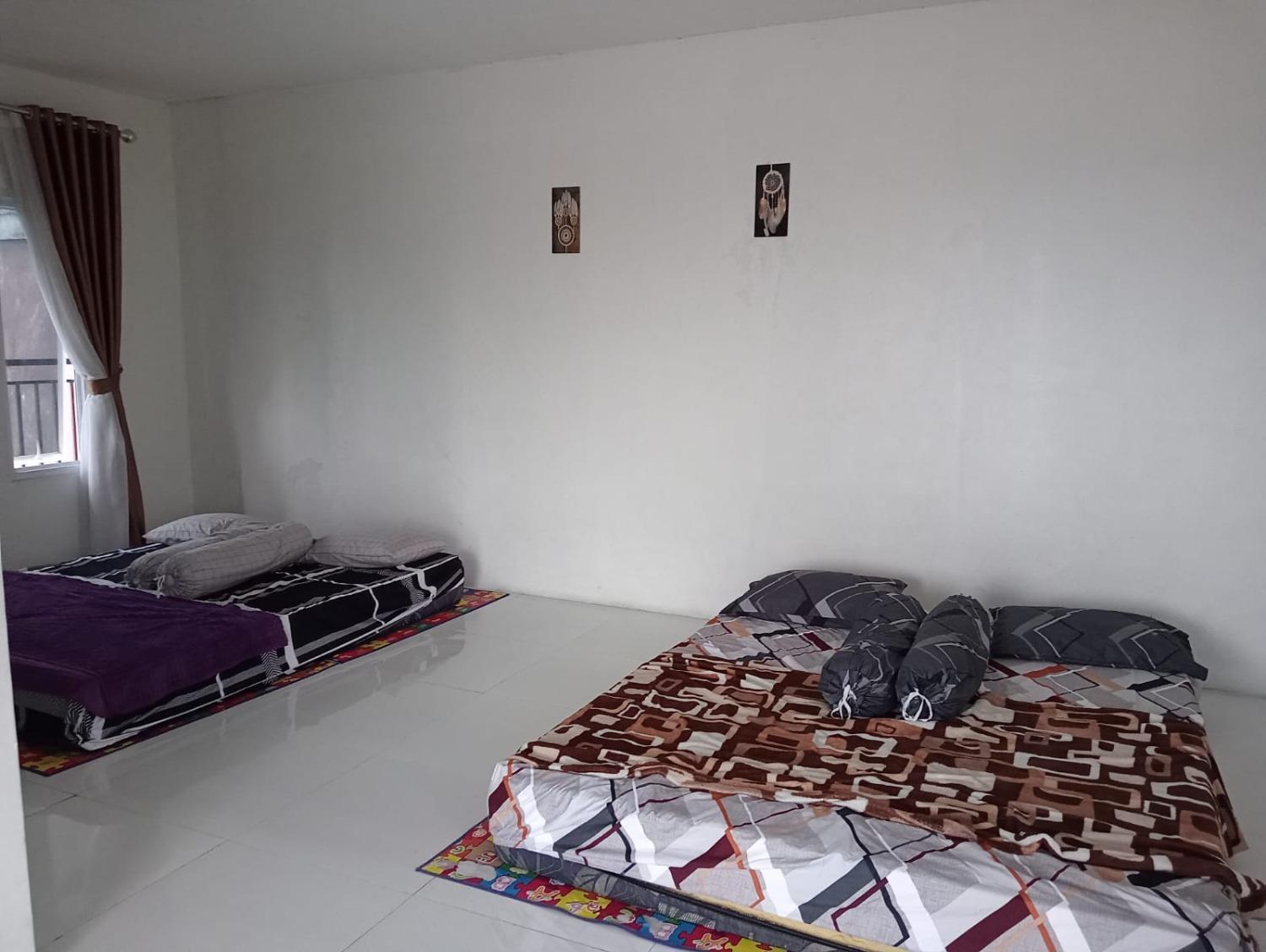 Villa Putih Cisarua Buitenkant foto