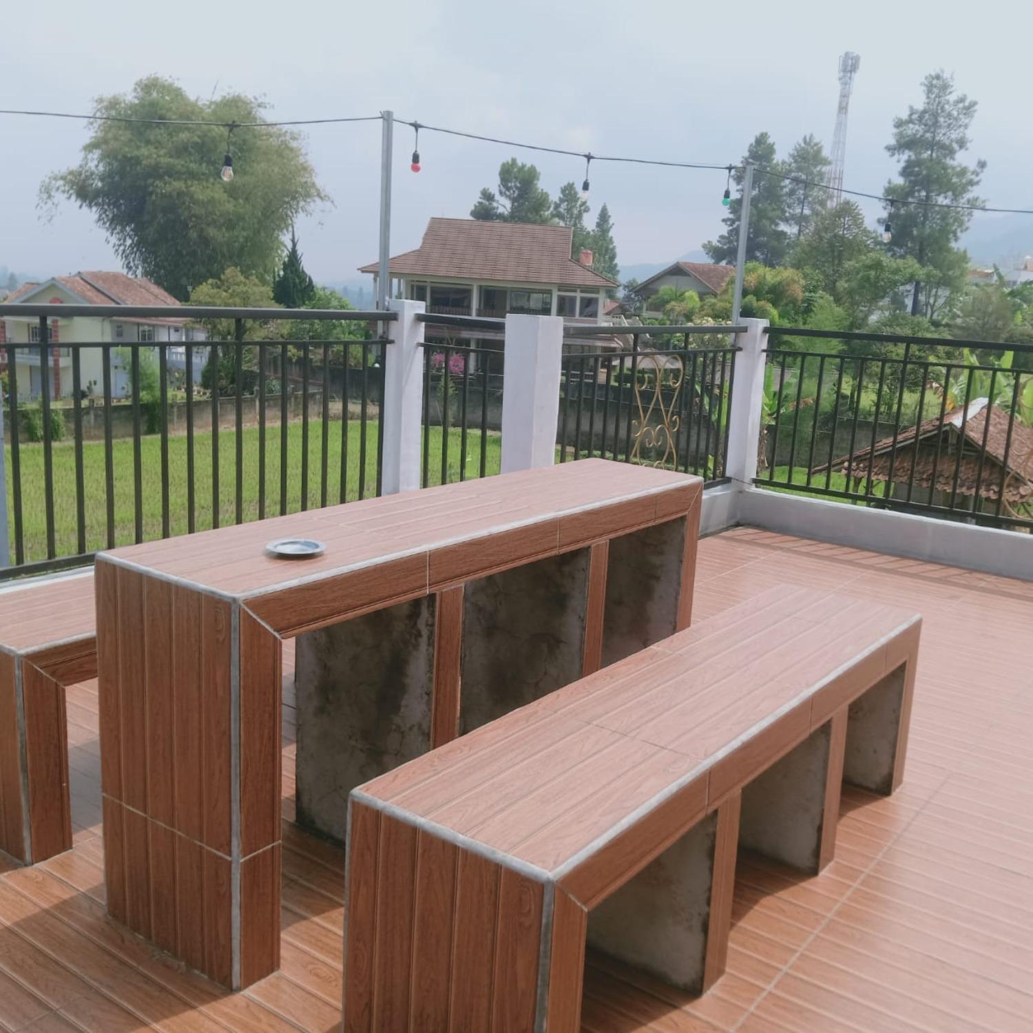 Villa Putih Cisarua Buitenkant foto